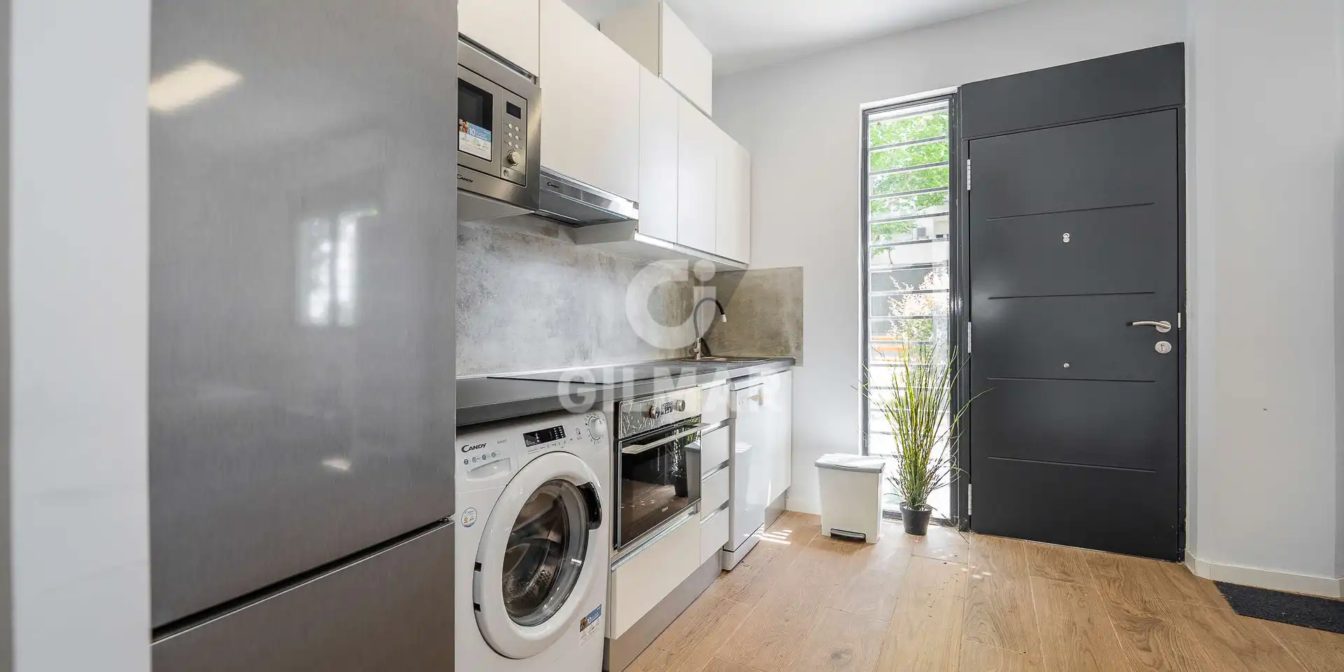 Cuina de Apartament en venda en Madrid amb Calefacció