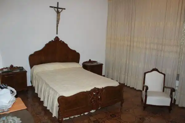 Habitación de Casa adosada en venta en Urda con Calefacción, Terraza y Trastero