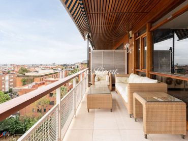 Piso con ascensor en alquiler en Sarrià - Sant Gervasi