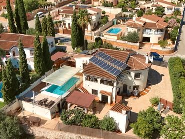 Casa rústica con piscina en venta en Gata de Gorgos