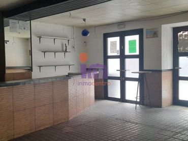 Local comercial en alquiler en Valdepeñas