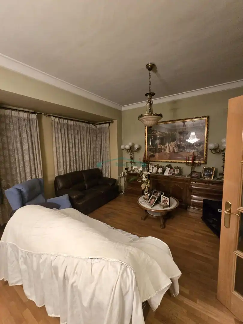 Piso con ascensor en venta en Centre - Zona Alta