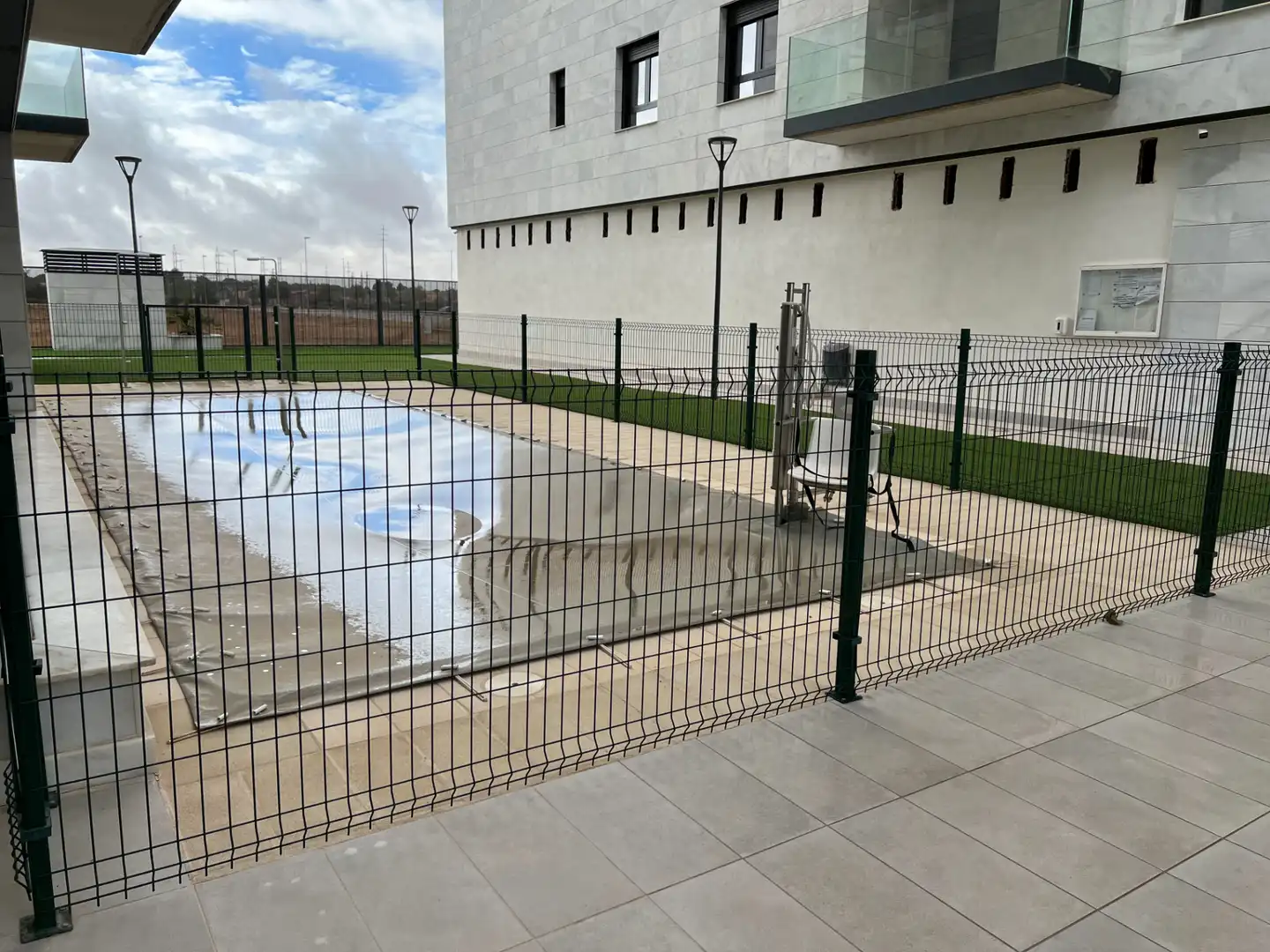 Piscina de Ático en venta en Alcázar de San Juan con Aire acondicionado, Calefacción y Terraza