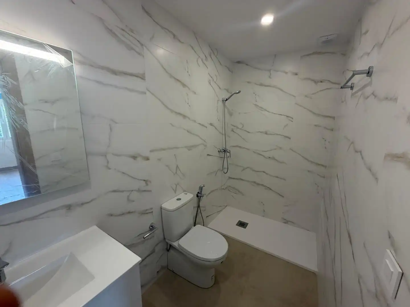 Baño de Casa o chalet de alquiler en Lugo con Calefacción, Jardín privado y Parquet