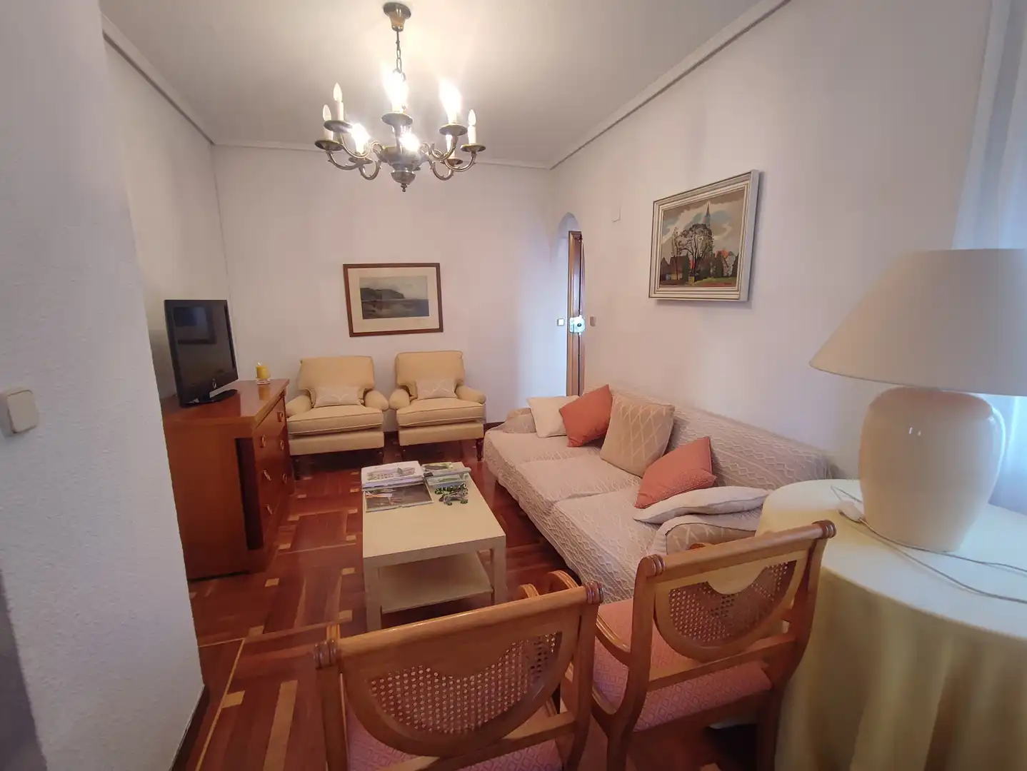 Sala d'estar de Pis en venda en Tetuán