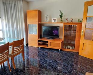 Living room of Single-family semi-detached for sale in Rubí  with Terrace