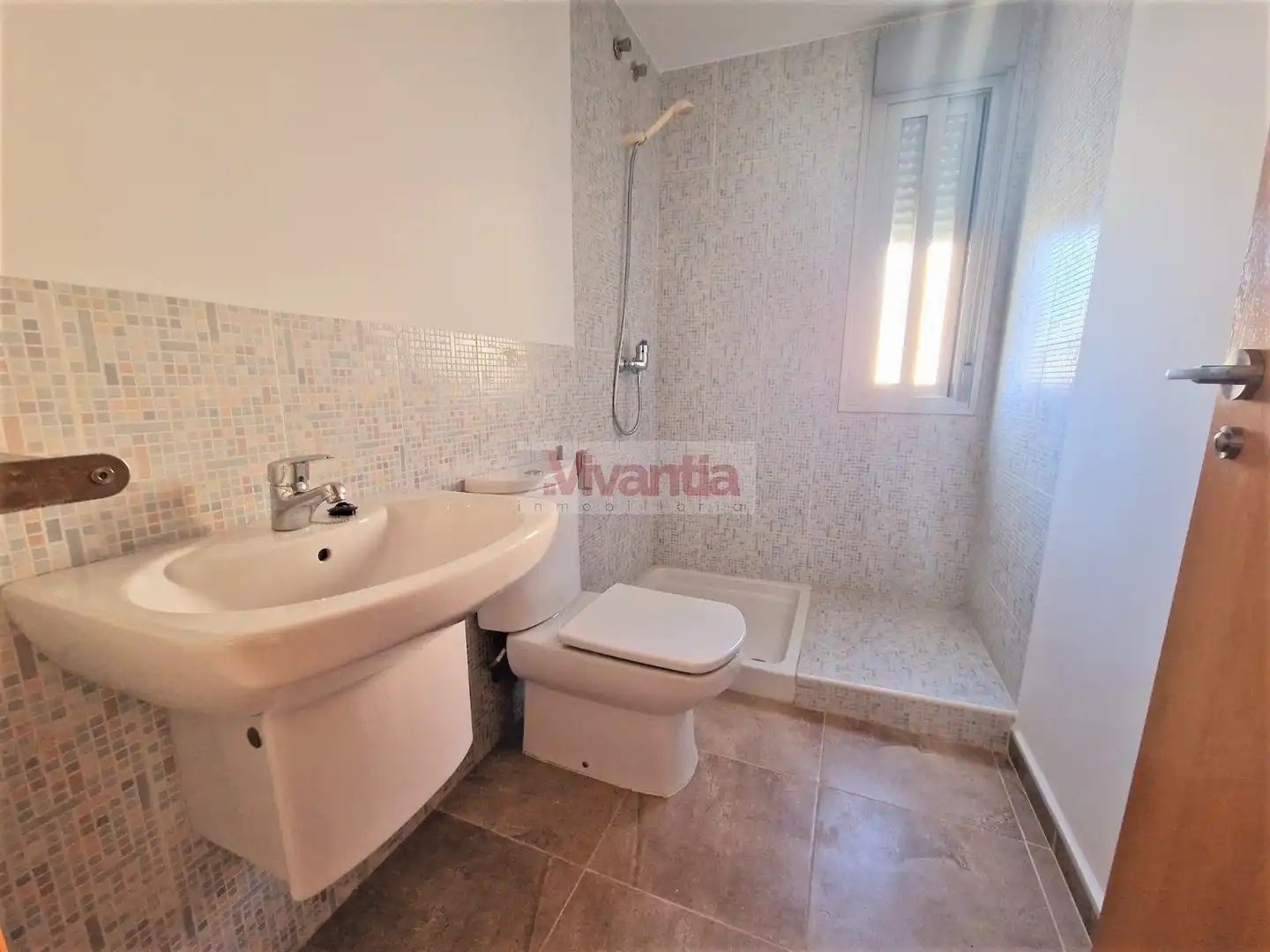 Badezimmer von Maisonette zum Verkauf in Lorca mit Klimaanlage, Heizung und Terrasse