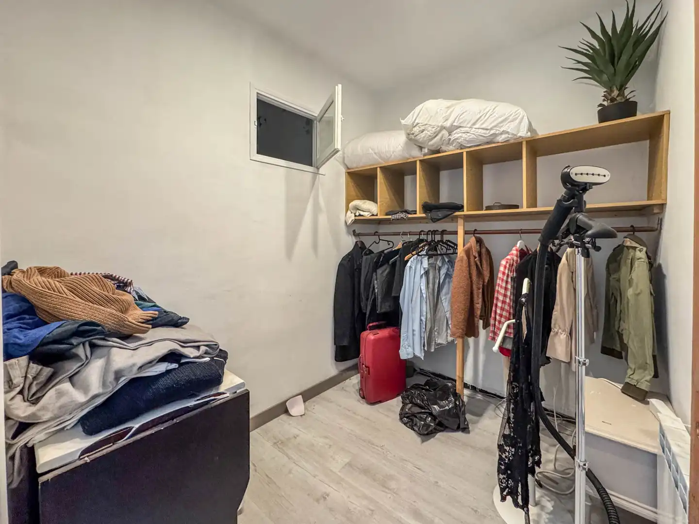 Habitación de Finca rústica en venta en La Floresta con Calefacción, Terraza y Balcón