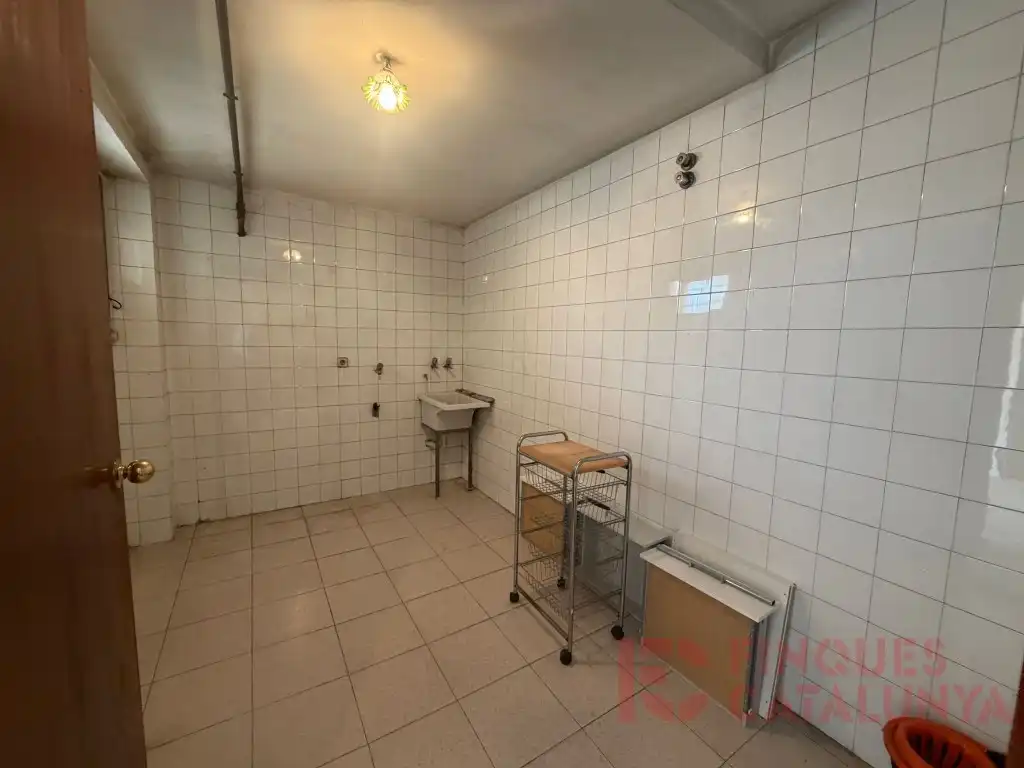 Kitchen of Houses for sale in Girona