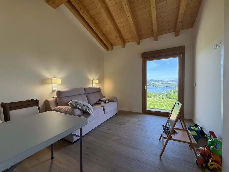 Sala de estar de Casa o chalet en venta en Legutio con Calefacción, Jardín privado y Amueblado