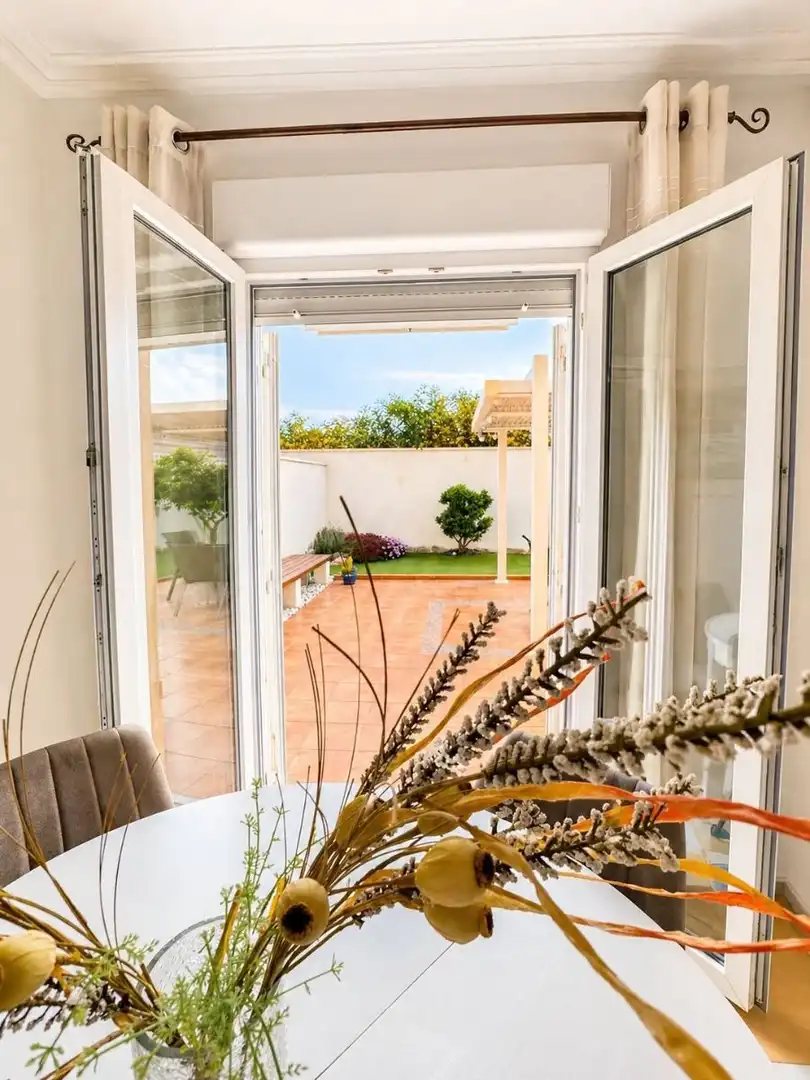 Casa amb jardí en venda a Nueva Torrevieja - Aguas Nuevas, imagen 7