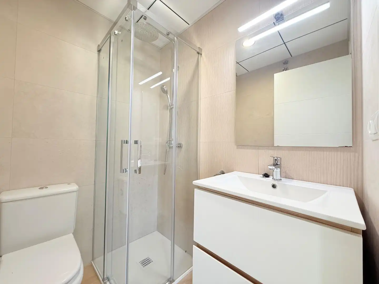 Bathroom of Attic for sale in Deltebre  with Terrace and Balcony