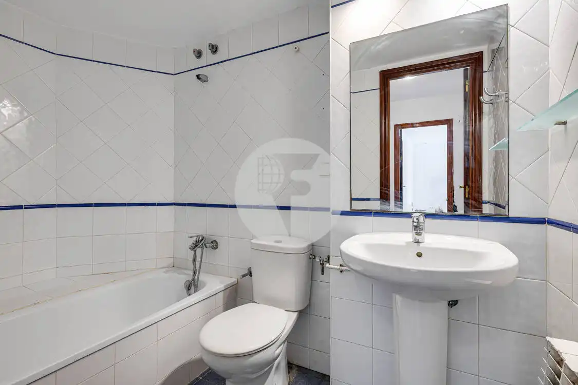 Flat for sale in El Raval