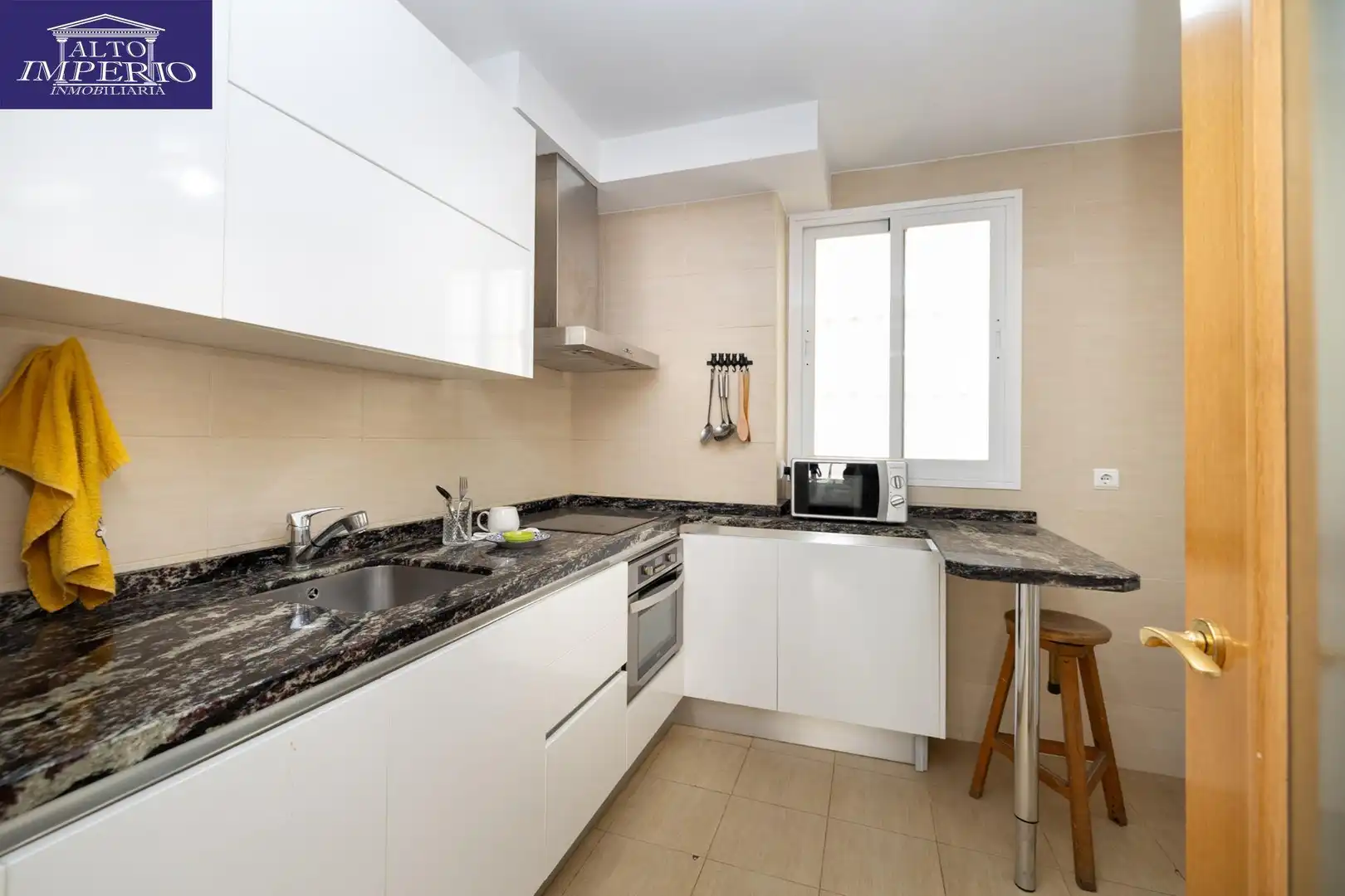 Flat with lift for sale in Genil, imagen 13