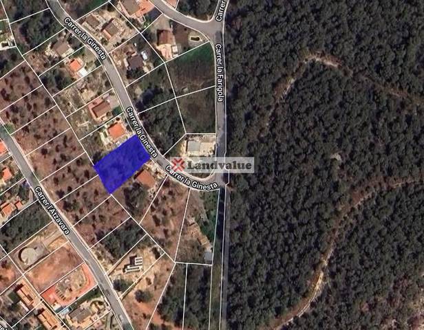 Terreno residencial en Venta en Carrer la Ginesta, 7 en Can Lloses - Can Marcer