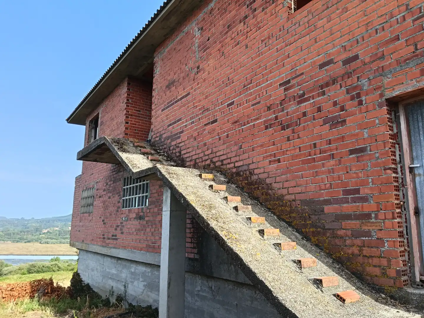 Exterior view of Houses for sale in Paderne  with Private garden, Terrace and Storage room