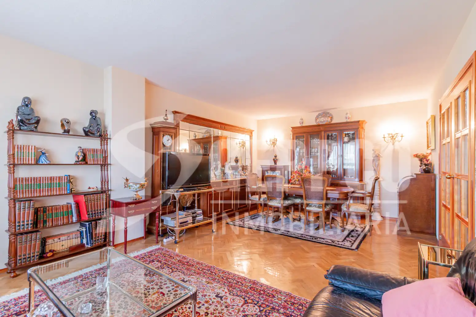 Living room of Flat for sale in Madrid  with Heating