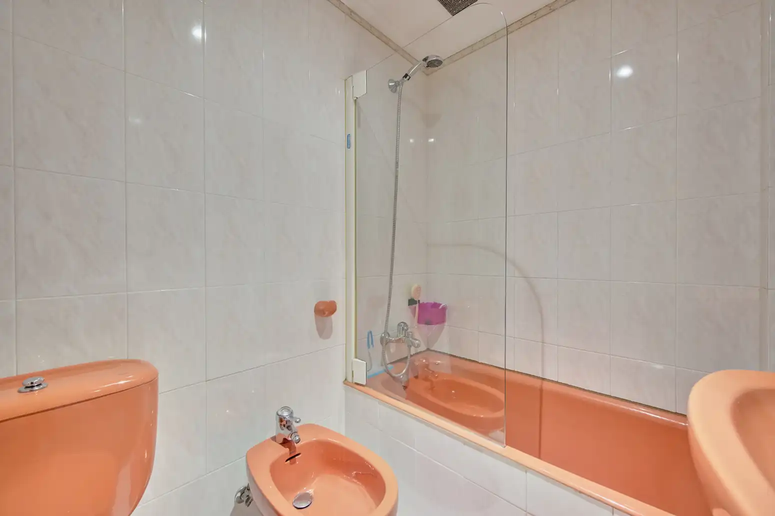 Bathroom of Flat for sale in Puente la Reina / Gares  with Heating, Parquet flooring and Terrace