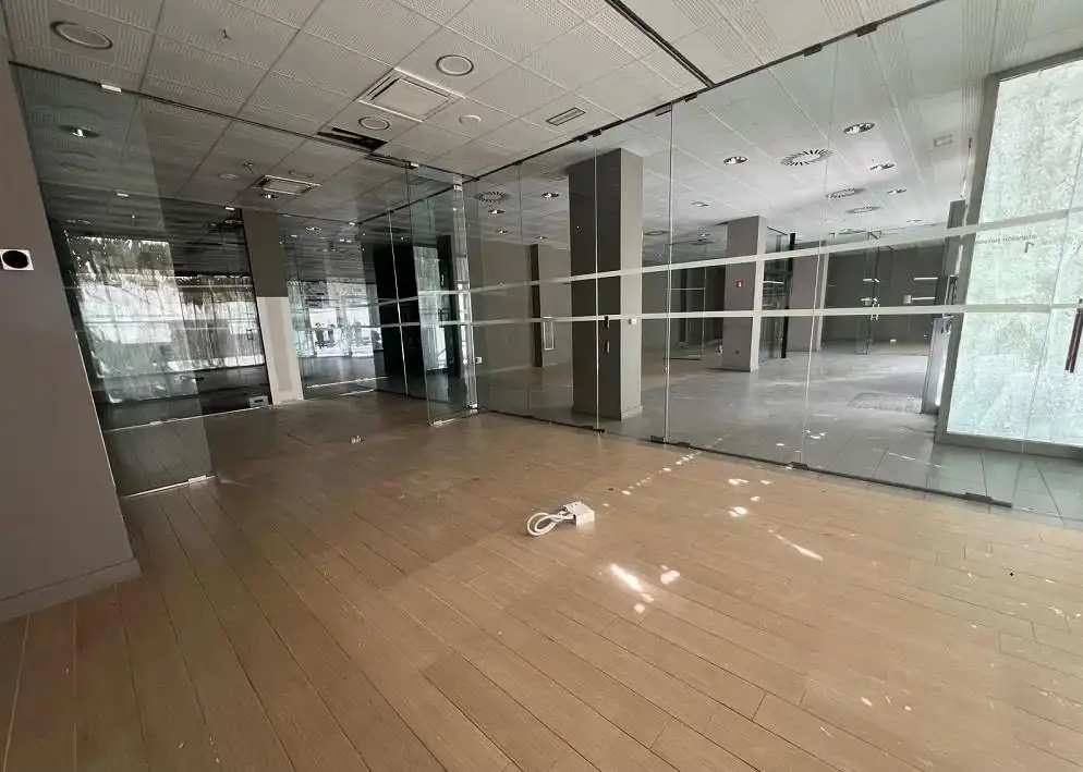 Business premises for sale in Avenida de Levante 232, imagen 3