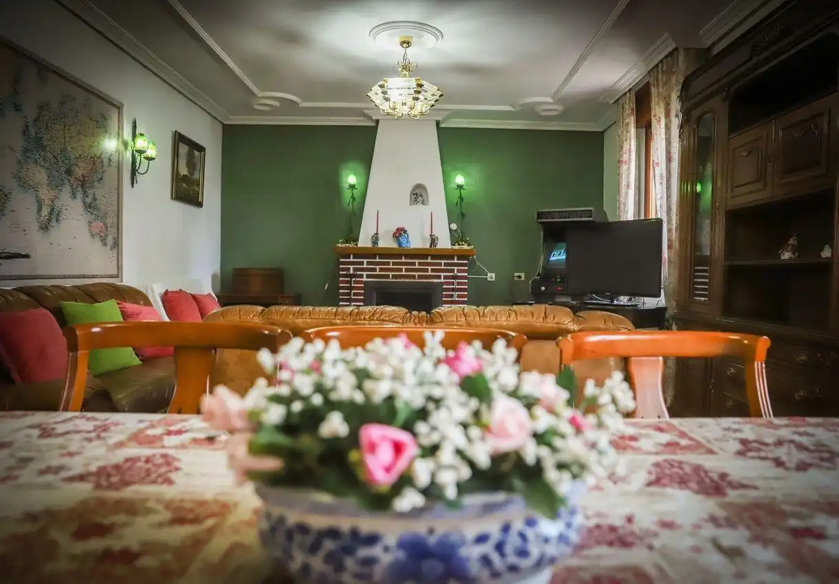 Sala de estar de Casa o chalet en venta en Trespaderne con Calefacción, Jardín privado y Terraza