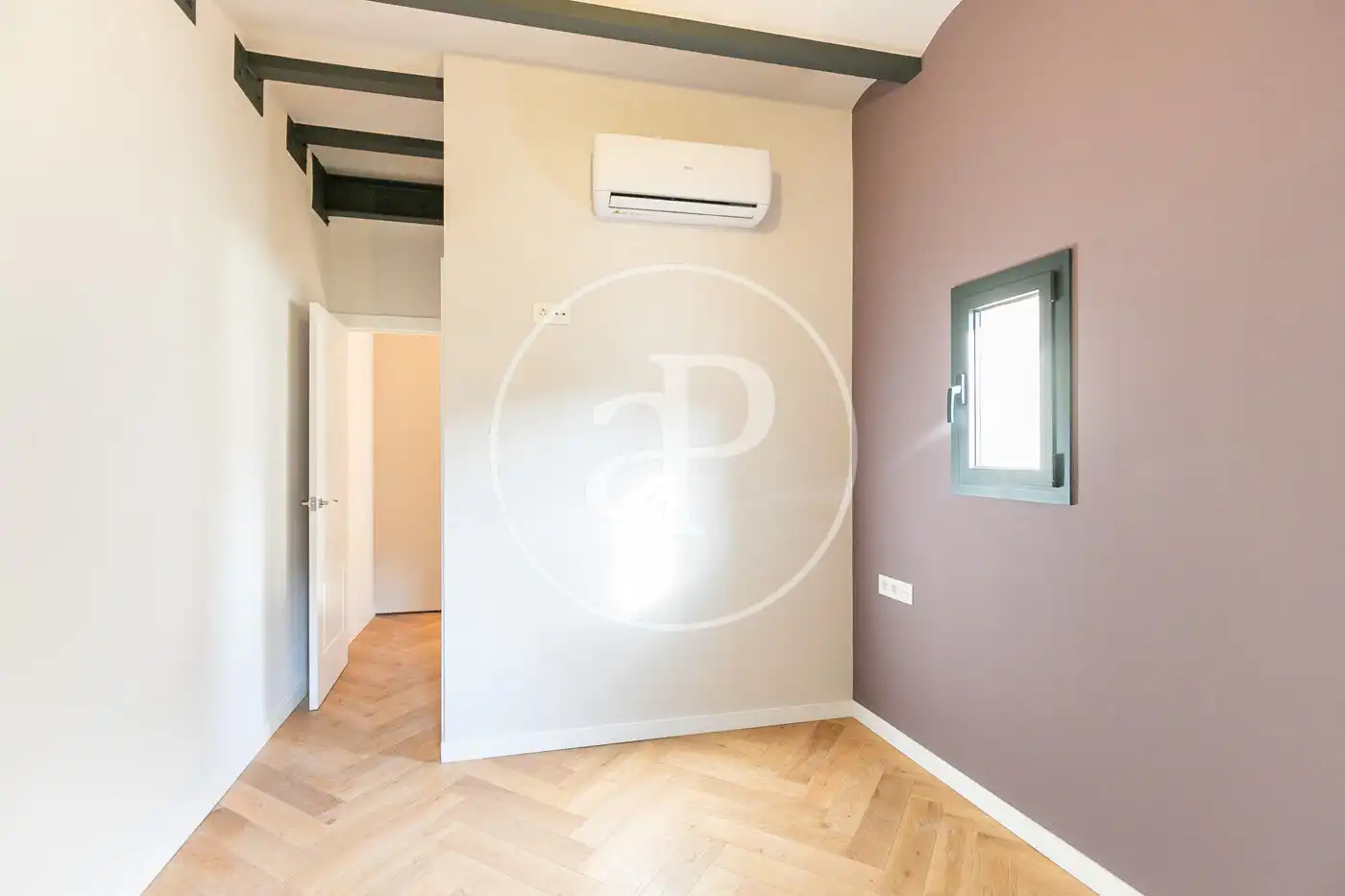 Flat for sale in Barcelona  with Air Conditioner, Heating and Terrace