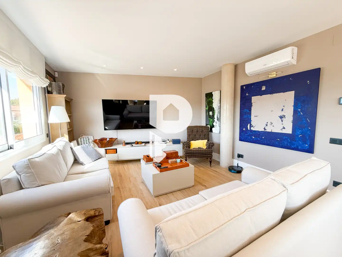 Sala de estar de Casa o chalet de alquiler en Vallirana con Aire acondicionado, Calefacción y Jardín privado