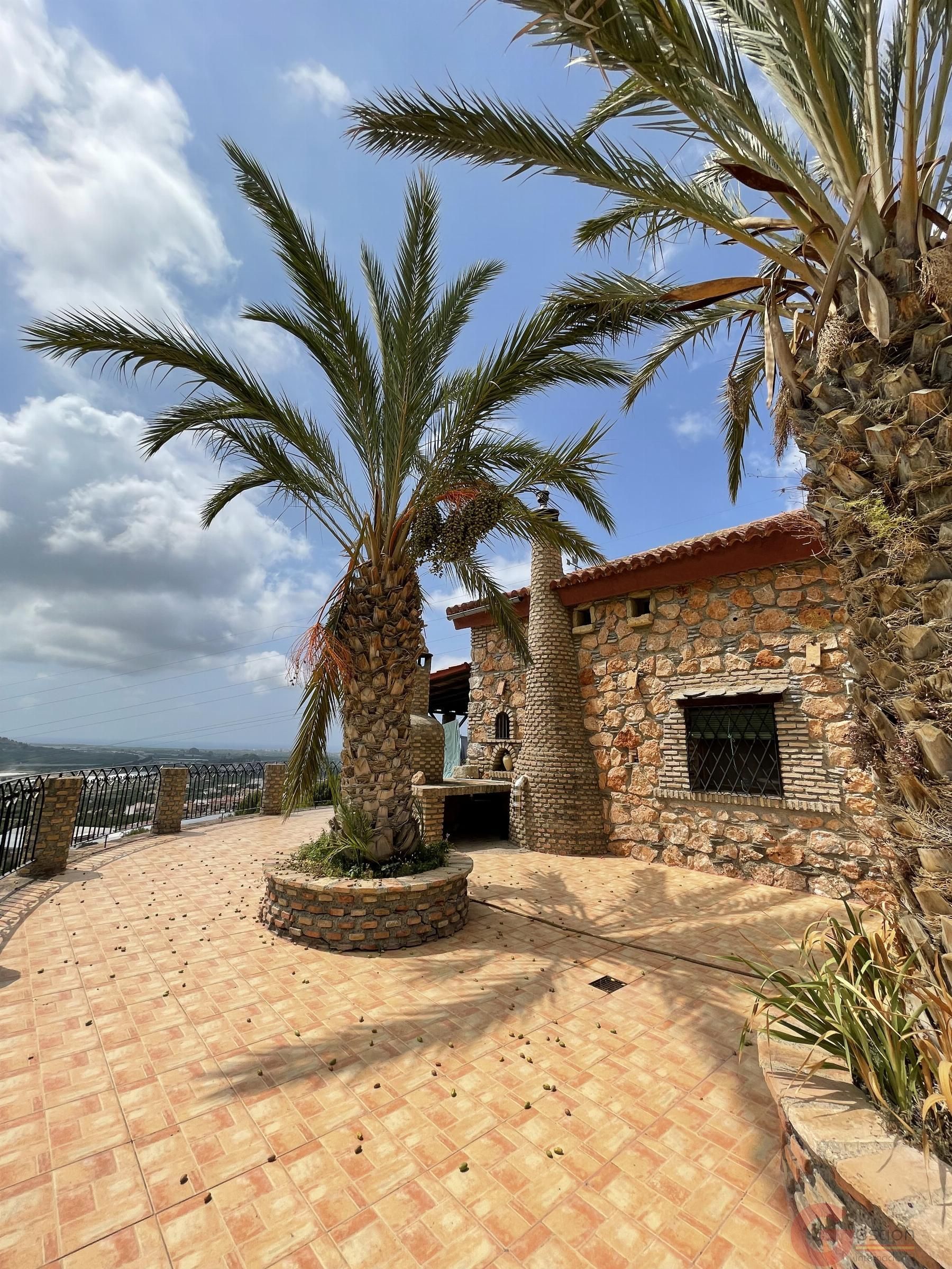 Finca rústica en venta en Lobres