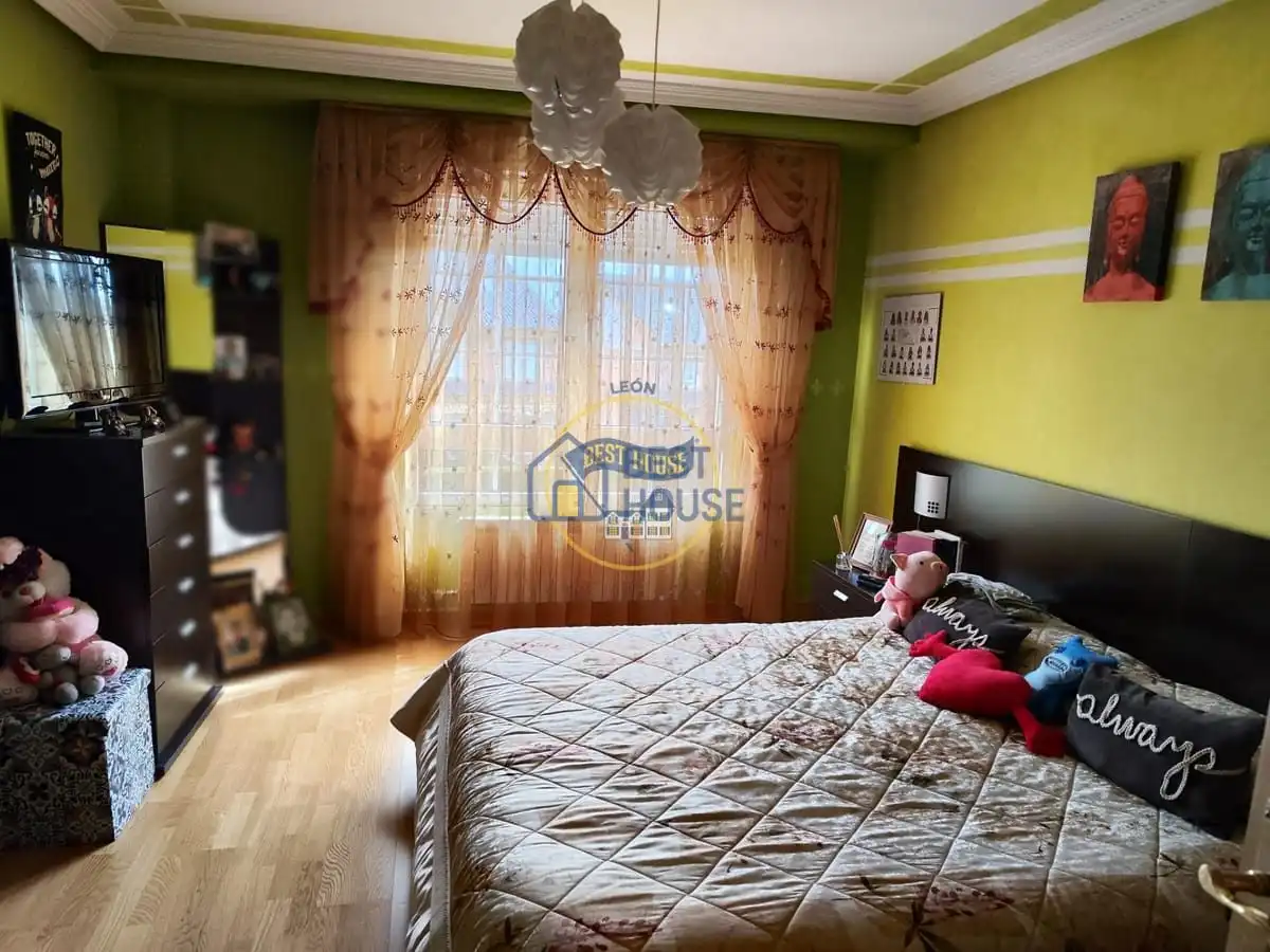 Casa pareada con piscina en venta en Villaquilambre, imagen 21