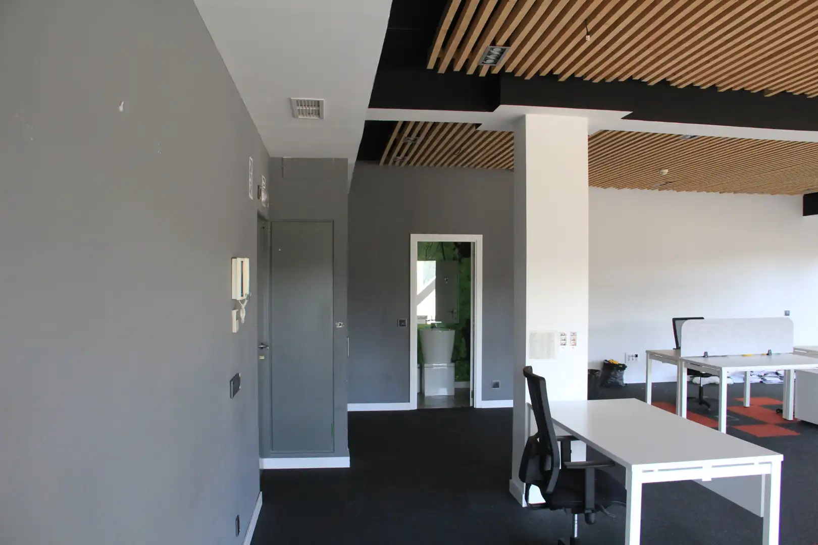Büro zur Miete in Alcalá de Henares mit Klimaanlage, Heizung und Internet