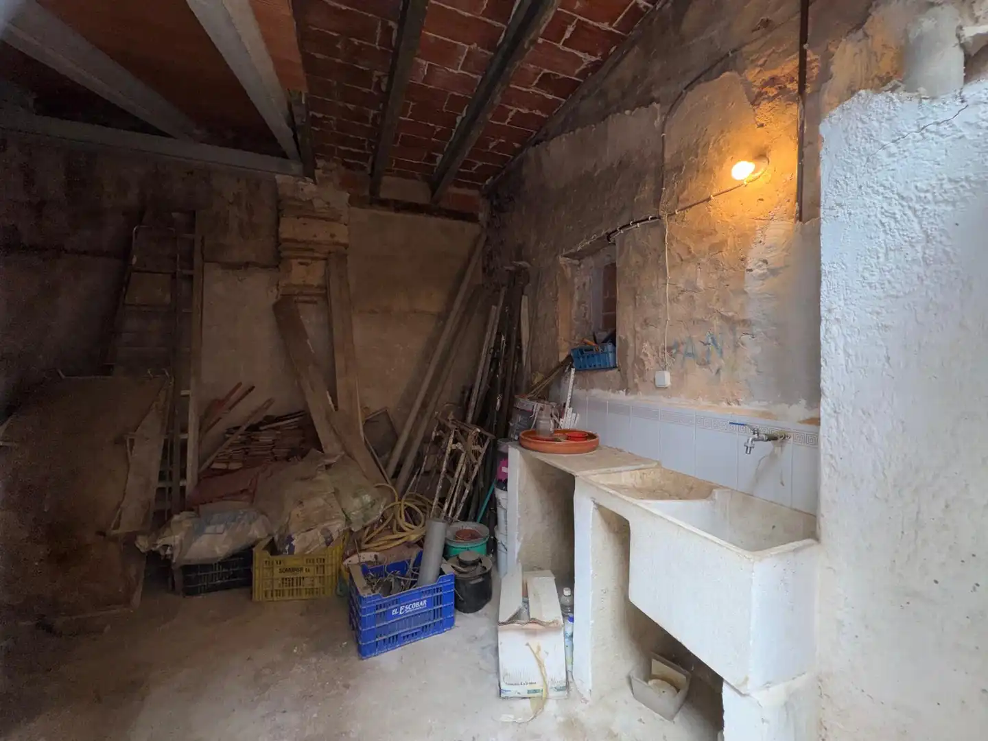 Edificio en venta en La Font d'en Carròs con Alarma