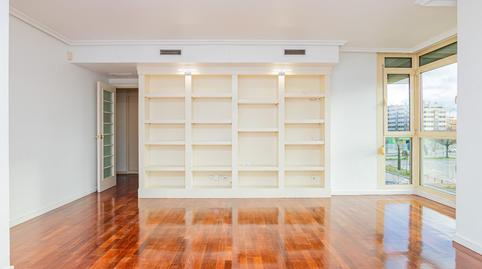 Foto 2 de Pis en venda a Calle Ana de Austria, Sanchinarro,  Madrid Capital