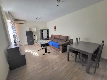 Wohnung mit Aufzug zur Miete in Calle Río Jerte