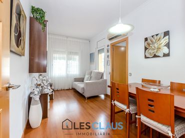 Piso con balcón en venta en Carrer de Sugranyes