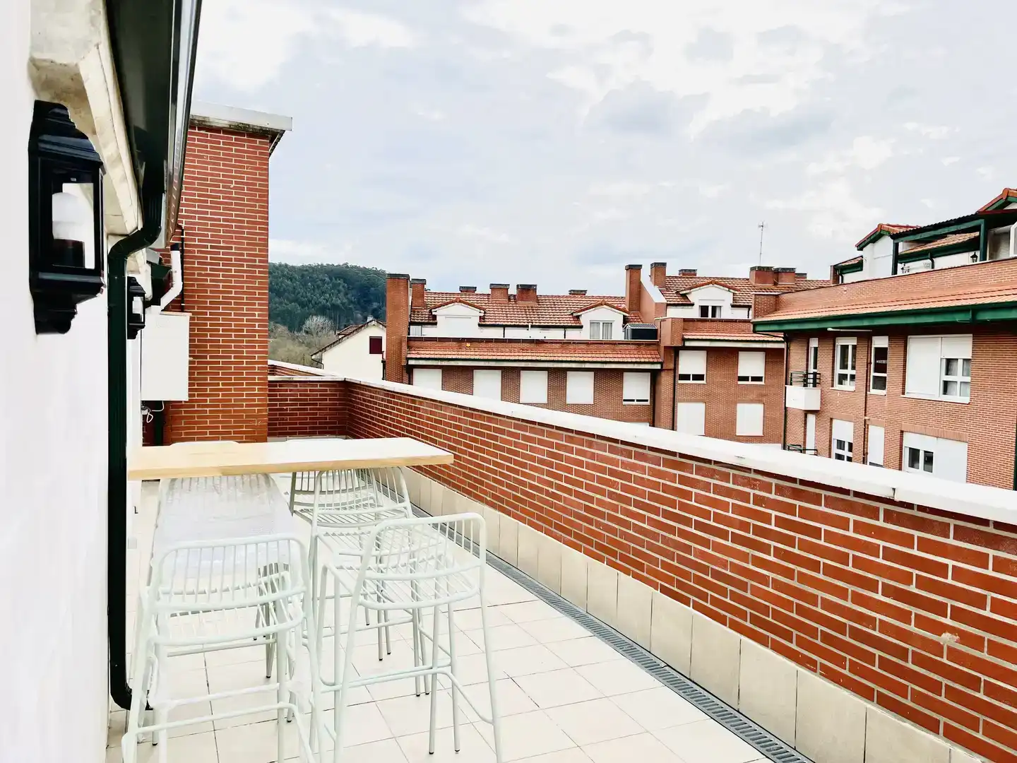 Terrassa de Pis de lloguer en Entrambasaguas amb Piscina