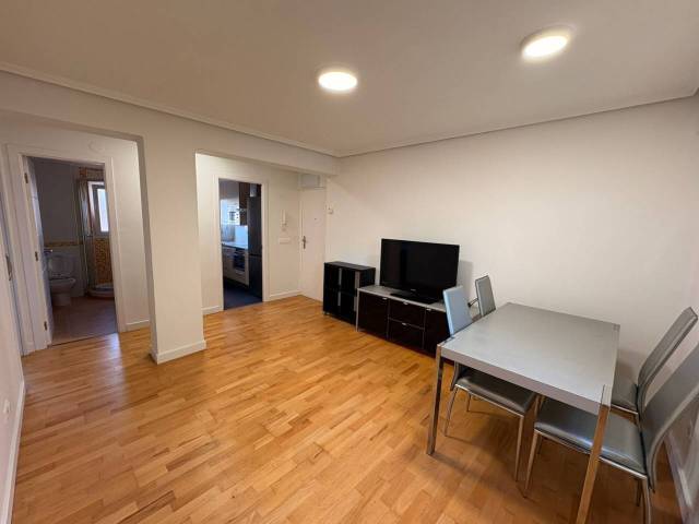 Piso en Alquiler en Río Cubas en Puerto Chico