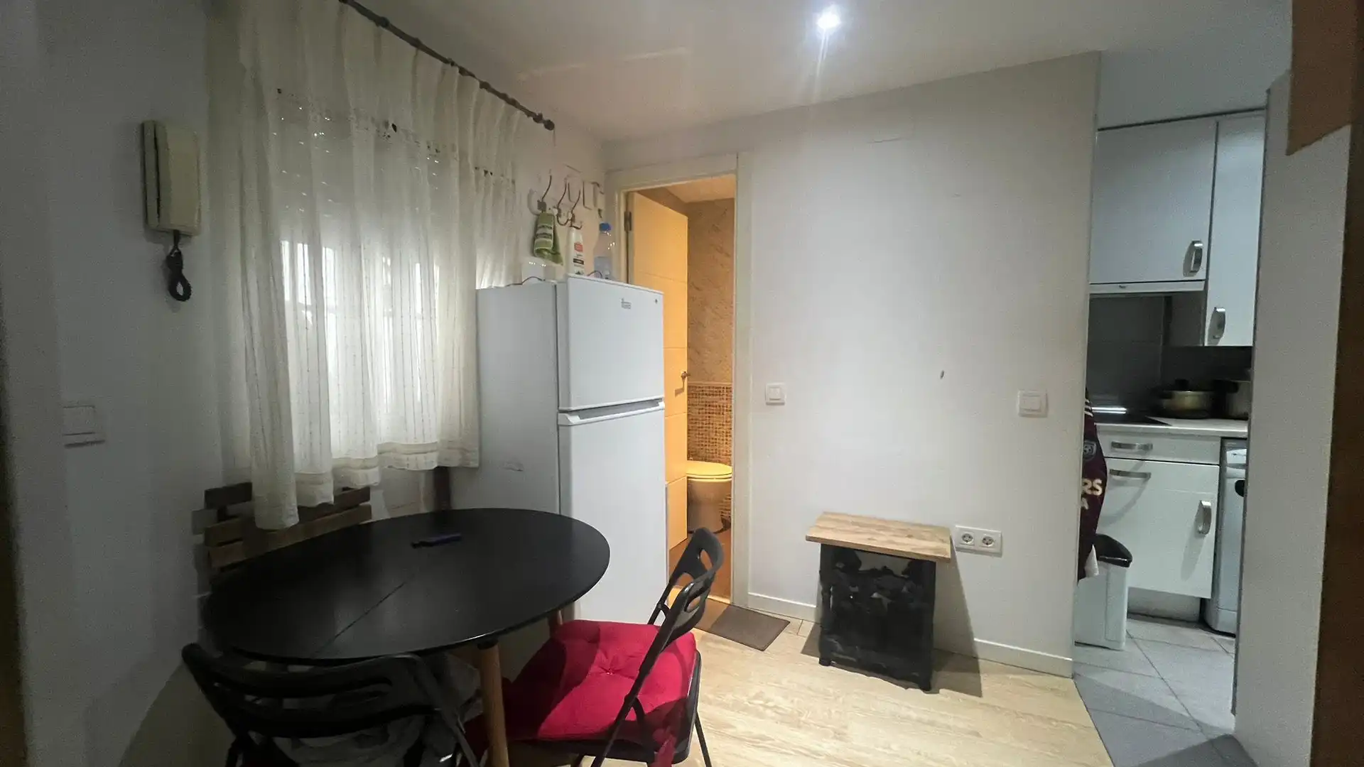 Cocina de Piso en venta en  Madrid Capital