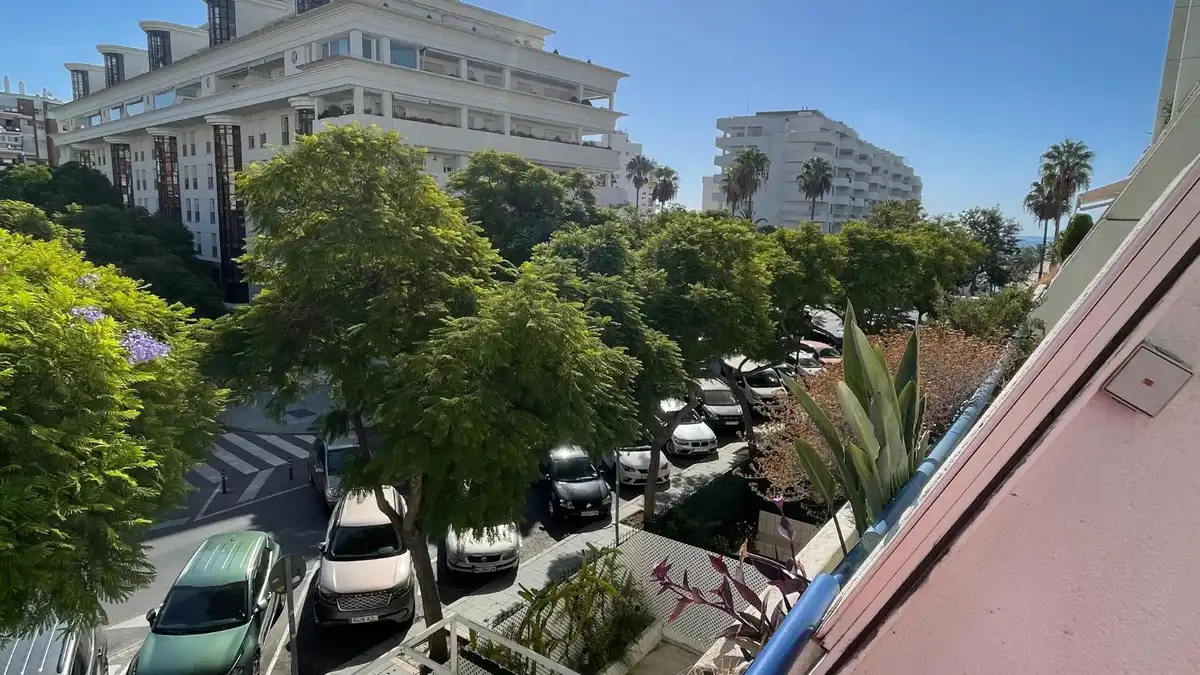 Vista exterior de Dúplex en venda en Marbella amb Aire condicionat, Calefacció i Terrassa