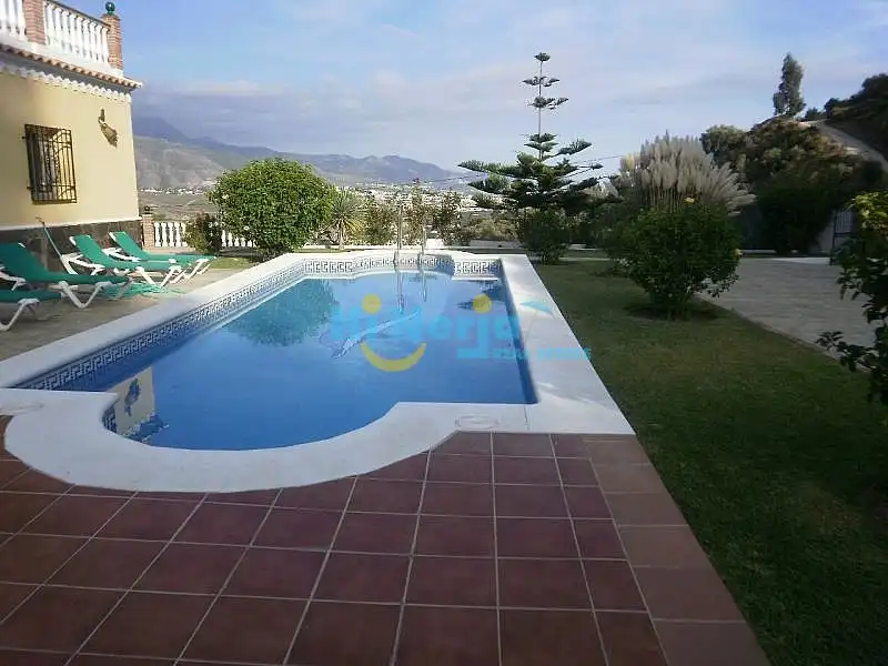 Chalet con piscina en venta en Centro, imagen 6