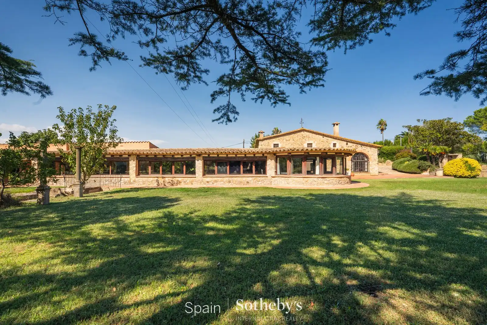 Casa con piscina en venta en Camí de Can Pipes, imagen 2