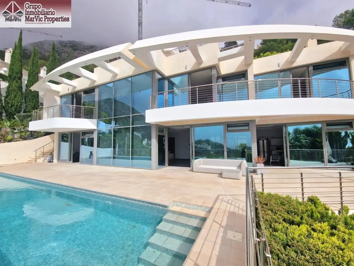 Chalet con piscina en venta en Altea Hills