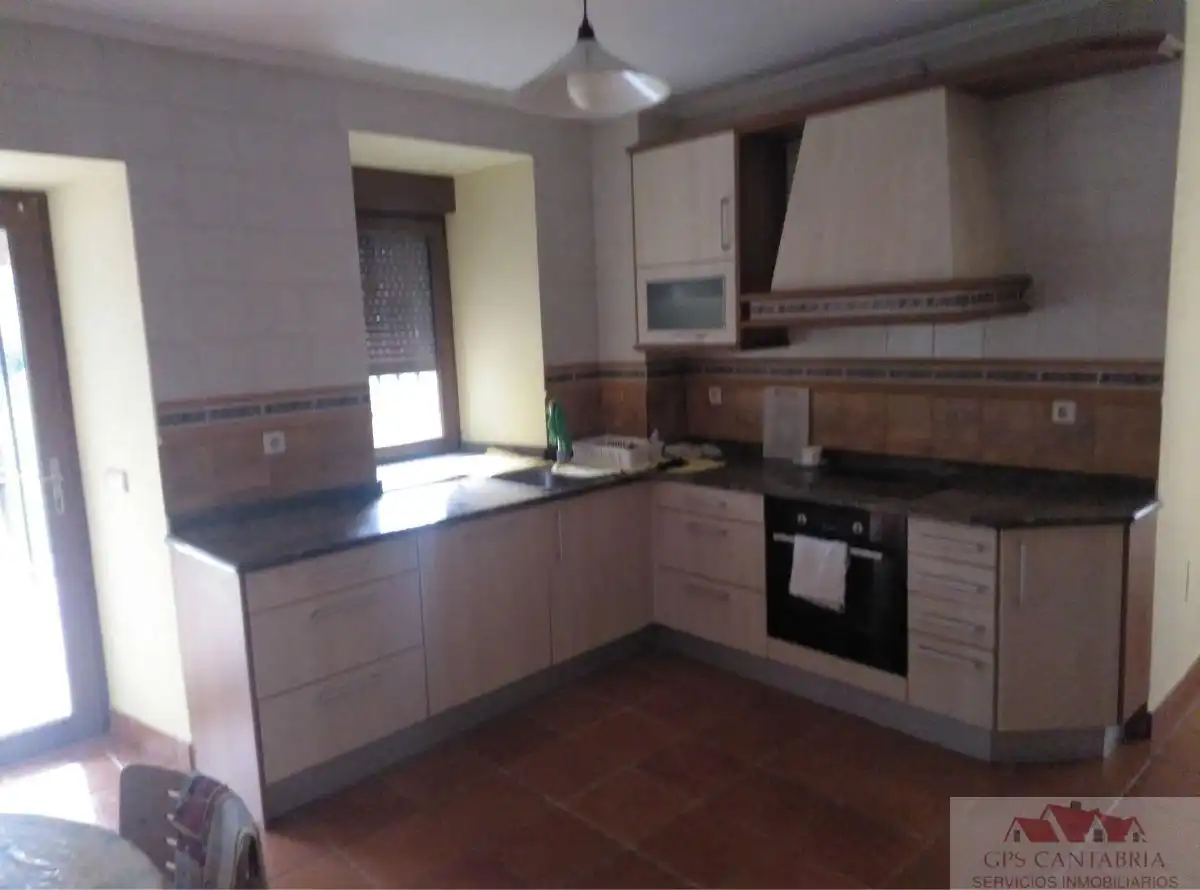 Casa amb terrassa en venda a Ramales de la Victoria, imagen 3