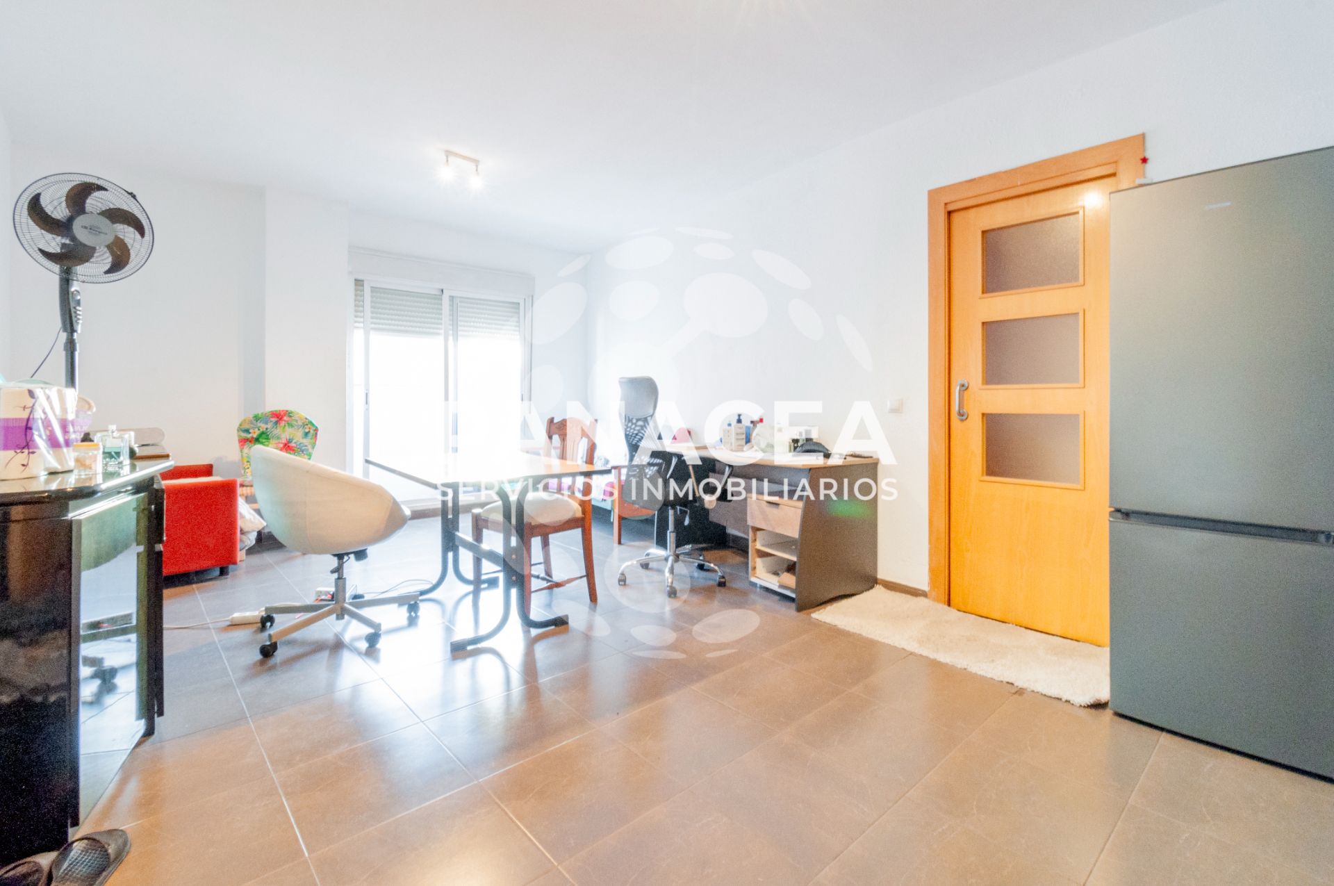 Pis en venda en Roquetas de Mar amb Moblat, Microones i TV