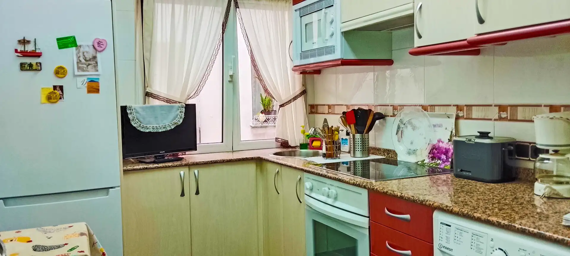 Küche von Wohnung zum Verkauf in Gijón  mit Heizung und Alarm