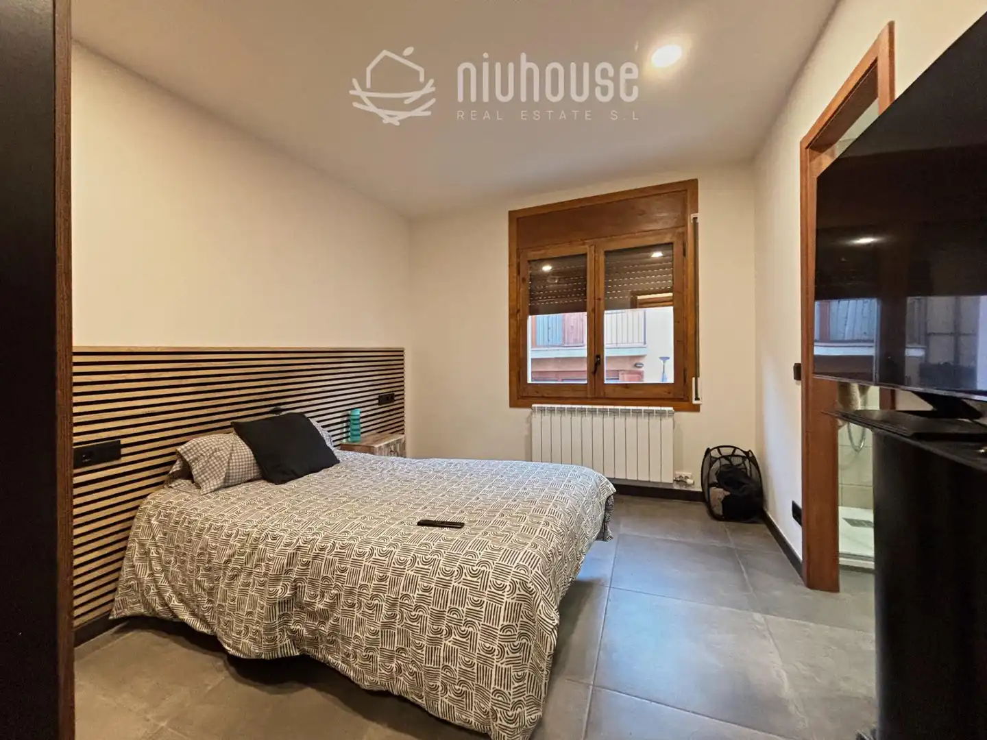 Bedroom of Flat for sale in Puigcerdà