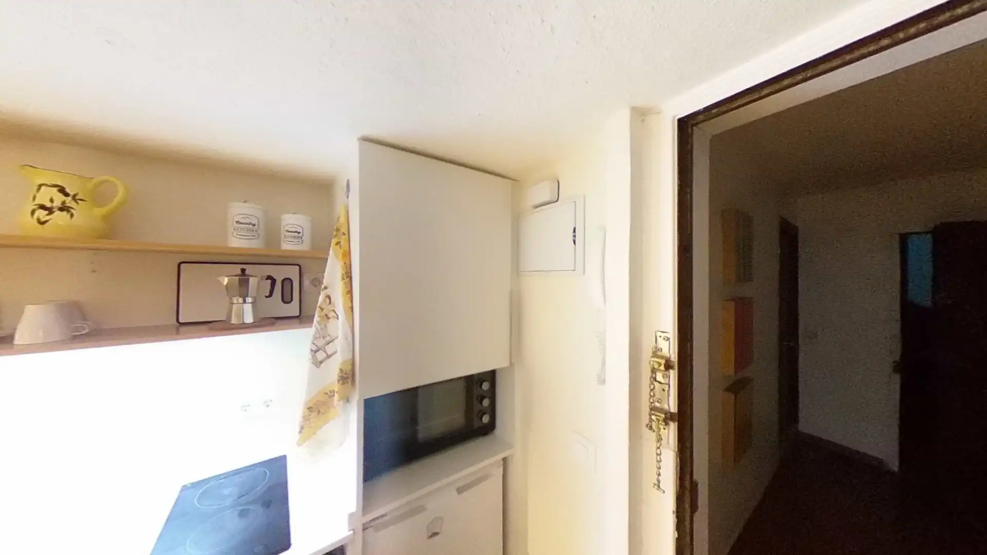 Flat for rent in Calle de Ventura de la Vega, Cortes - Huertas
