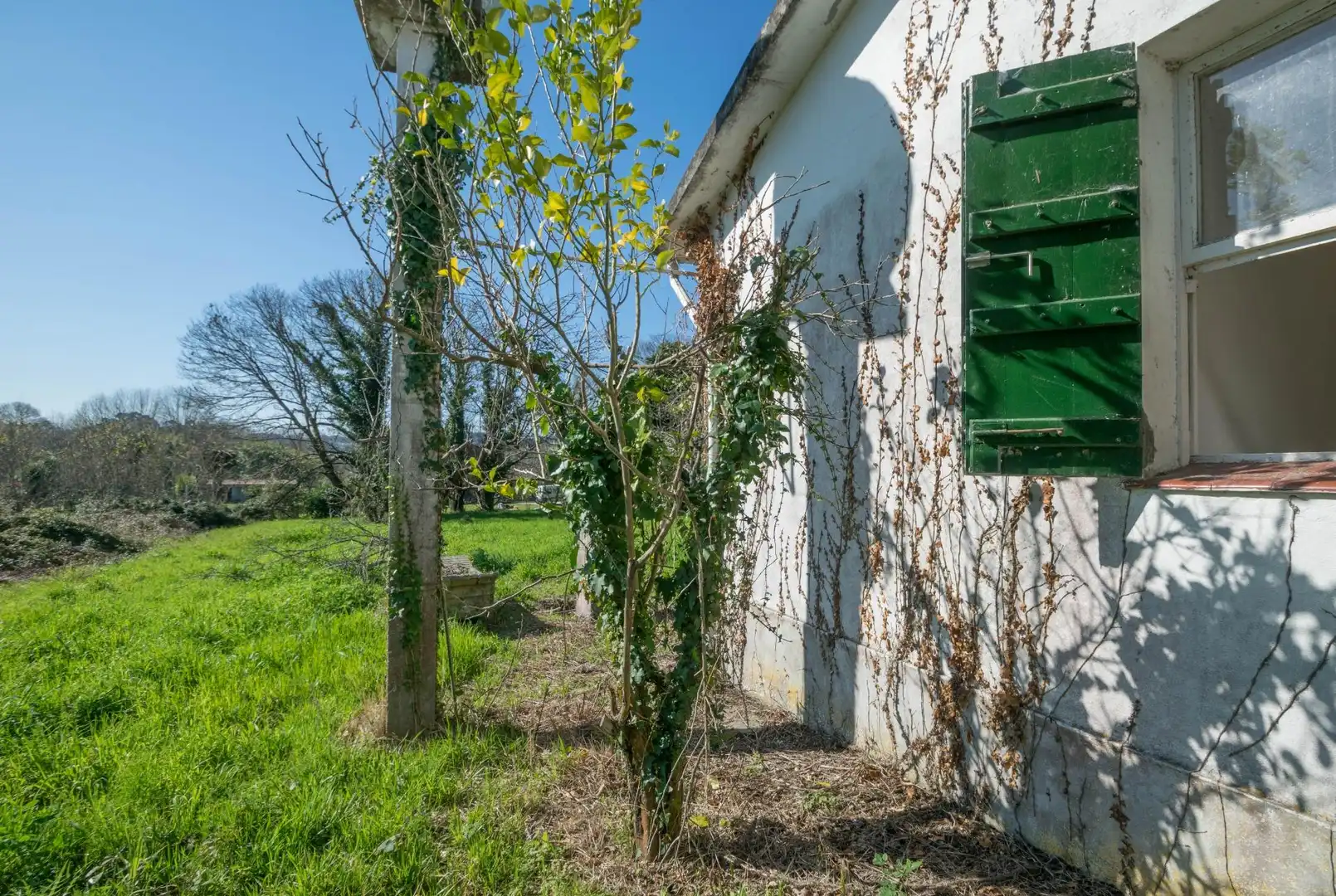 Casa o xalet en venda en Cambre  amb Jardí privat