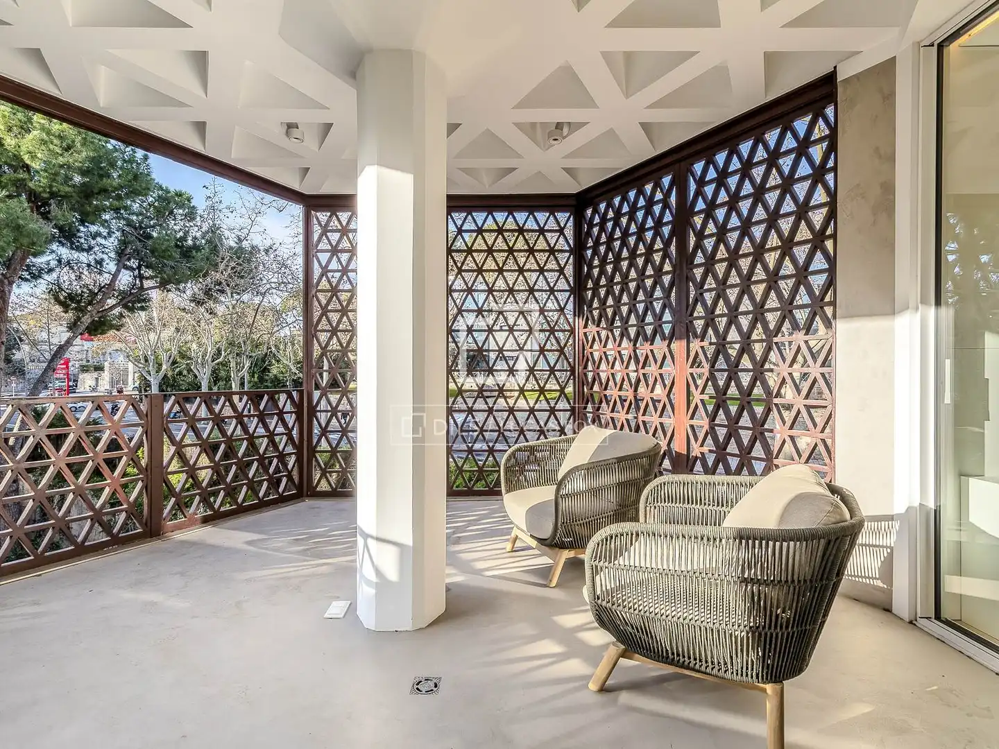Terrasse von Wohnung zum Verkauf in Barcelona mit Klimaanlage, Heizung und Privatgarten