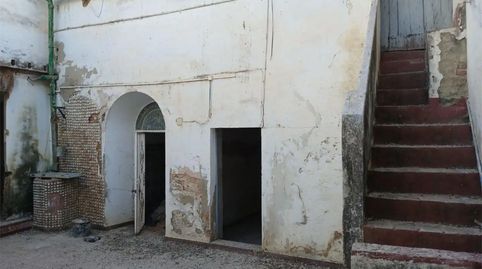 Foto 5 de Casa adosada en venta en Calle San Teodomiro, 20, Carmona, Sevilla