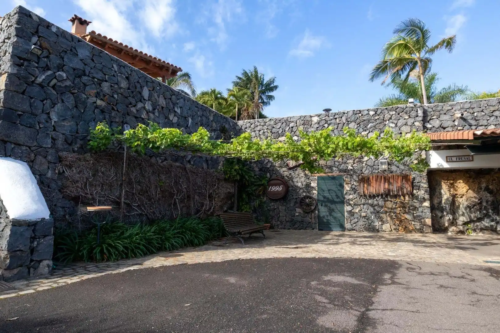 Exterior view of Houses for sale in San Cristóbal de la Laguna  with Terrace