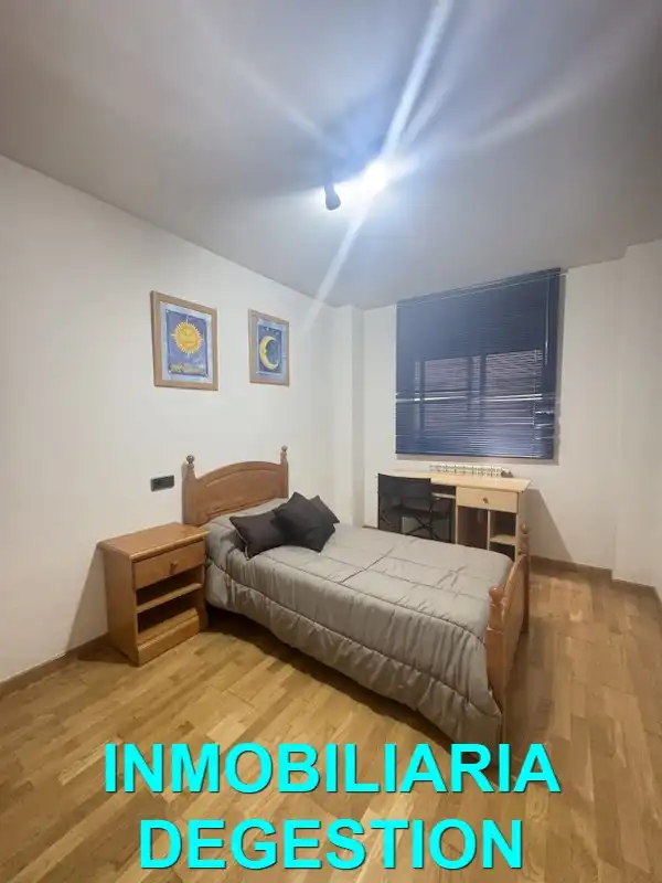 Piso en venta en Linares, Jaén